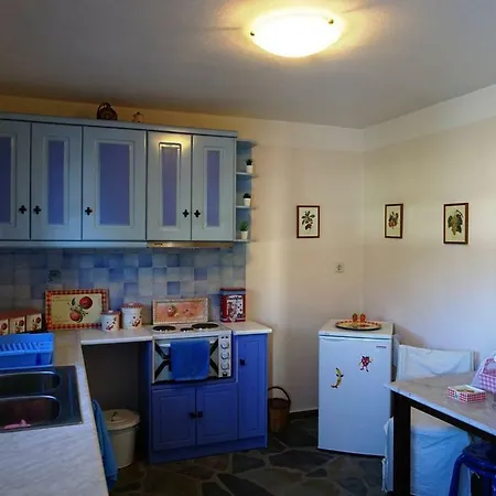La Petite Chapelle House Apartment