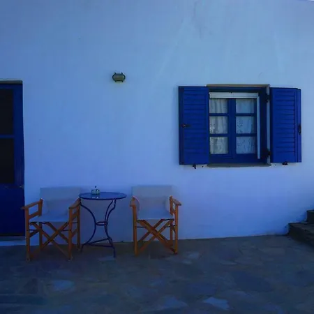 La Petite Chapelle House Dio Choria