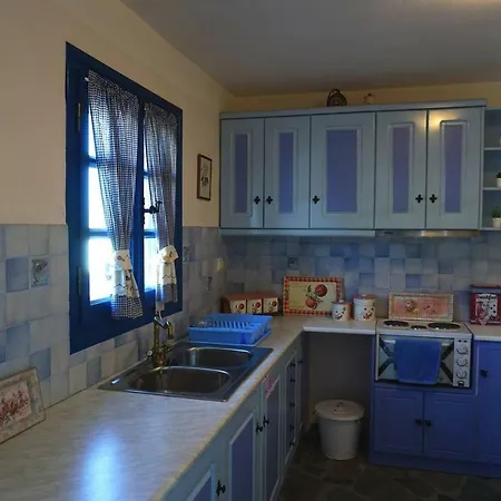 La Petite Chapelle House Dio Choria